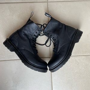 Dr Martens Pascal Mono